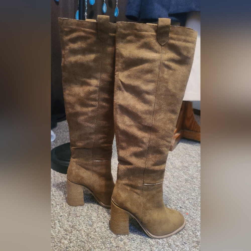 🐰Mi.iM Tan Heeled Boots